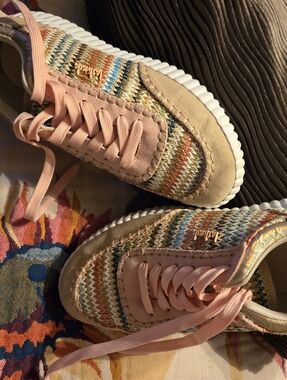 Womens Multicolor Knit Platform Sneakers with Pink Accents
